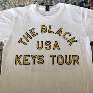 THE BLACK KEYS 2014 tour shirt.